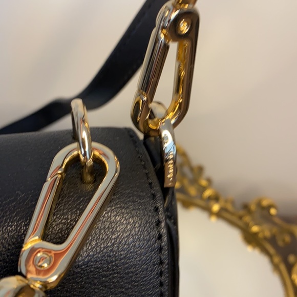 Calvin Klein statement series locking shoulder bag - Picture 8 of 8